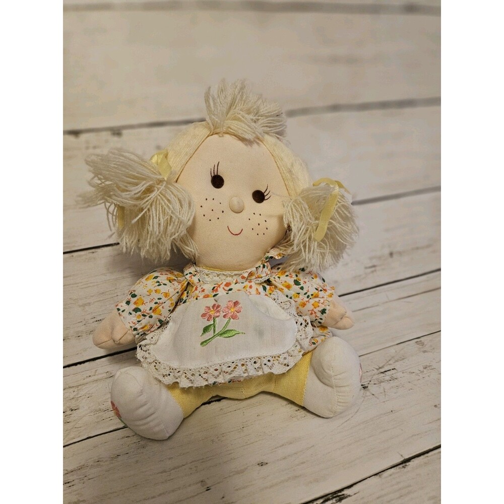Dan Dee Vintage Yellow Stuffed Plush Doll Flower Dress Made In Phillipines